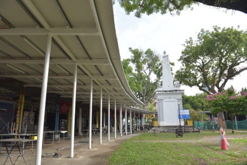 Naik taraf bumbung Kompleks Makanan Padang Brown bernilai RM389,195 siap 90 peratus 2 Padang Brown 1