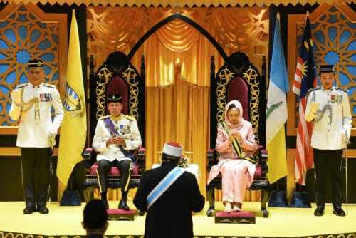 Ketua Menteri lafaz ucapan tahniah, ikrar taat setia kepada TYT 7 image 13
