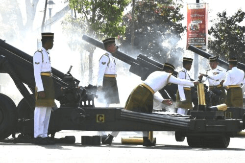 Ketua Menteri lafaz ucapan tahniah, ikrar taat setia kepada TYT 4 image 7