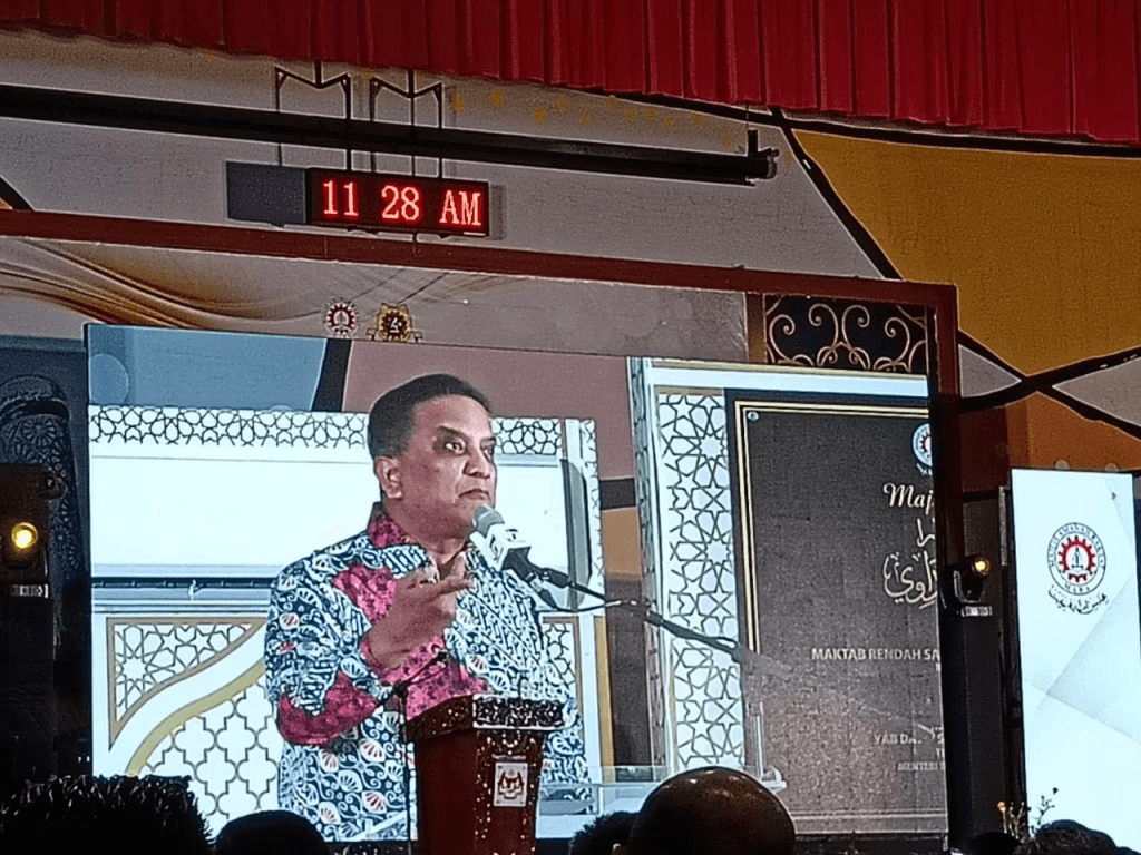 MRSM Kepala Batas Diabadikan Sebagai MRSM Tun Abdullah Ahmad Badawi 1 image 78