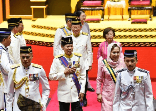 Ketua Menteri lafaz ucapan tahniah, ikrar taat setia kepada TYT 5 image 9