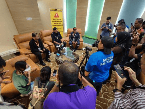 Simulasi pesawat terhempas, semua agensi siap siaga dan berkoordinasi 2 image 91